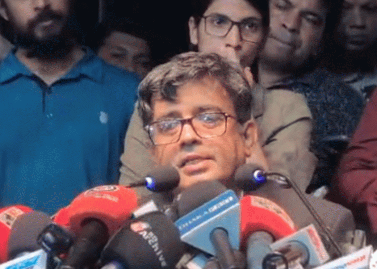 প্রধান উপদেষ্টার নেতৃত্বকে অকুণ্ঠ সমর্থন জানিয়েছে রাজনৈতিক দলগুলো 1 FC0063FC E8F8 4067 8A3C 7040CE8D98CC
