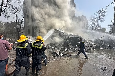 ভারতে বিমান দুর্ঘটনার পর বোয়িংয়ের শেয়ারে বড় ধস 1 54AE345E B708 4F8E 8477 2D51A137A021