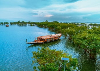 বর্ষায় অপরূপ টাঙ্গুয়ার হাওর, যেভাবে ঘুরতে যাবেন 4 76E99C56 2F1E 43F5 B992 108B8C557C52