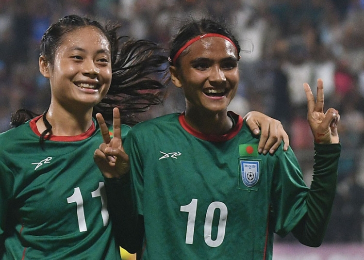 অঘোষিত’ ফাইনালে সাগরিকার গোলে বিরতিতে বাংলাদেশ 1 88156FF4 6870 488E A032 70099ADC8B1E