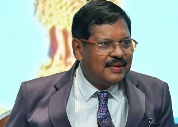 ভারতে প্রধান বিচারপতির দিকে জুতা ছুড়ে মারলেন আইনজীবী 1 1536590C 9B93 4D1C BFA3 0DEF2E64AA60