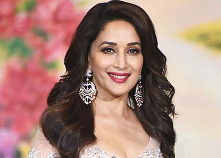 সেই দৃশ্যটি করার পর ভীষণ লজ্জা পেয়েছিলাম: মাধুরী 1 3702B84F 49F3 4870 ACE9 AF45EFA9C6CA
