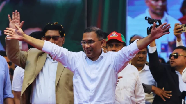 ১২ মন্ত্রী ও ১৮ প্রতিমন্ত্রী নিয়ে গঠন হচ্ছে নতুন মন্ত্রিসভা 1 251cb2a5361c626b9b0bf3acb717bf32 6993e0f05bc99