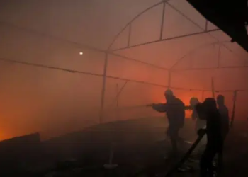 গাজায় ভয়াবহ অস্ত্র ব্যবহার ইসরায়েলের, ‘বাতাসে মিলিয়ে গেছেন’ হাজারো ফিলিস্তিনি 2 9ff70f38f9d8ed8ff8bfb799e9c592b5 698b73a3eb257