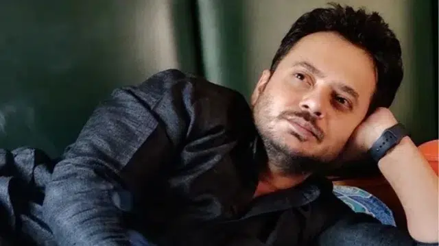 শ্যুটিংয়ে নেমে সমুদ্রে তলিয়ে গেলেন টালিউড অভিনেতা 1 342e09d2d5dfd694629e6f2e80b308c2 69c939cee20c3