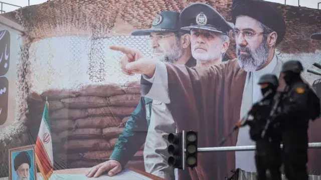 ইরান যুদ্ধে নতুন আড়াই হাজার সেনা পাঠাচ্ছে যুক্তরাষ্ট্র 1 3ee9bf5ed84fb208090d0b62710fe35e 69b51d32e79be