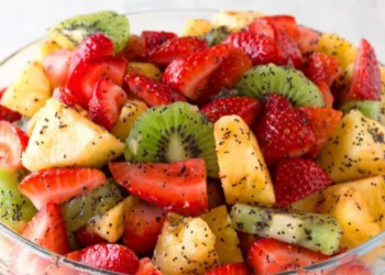 ইফতারে রাখুন স্বাস্থ্যকর ফ্রুটস সালাদ 6 801912a272816b3893f41f7cd9dd9f62 69b00204137d3