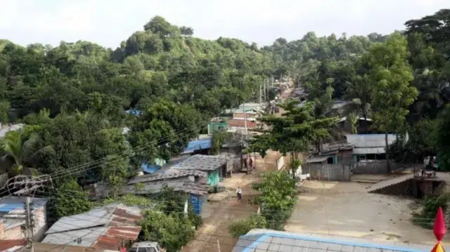 জঙ্গল সলিমপুরে চার হাজার সদস্যের যৌথ অভিযান, ঘিরে ফেলা হয়েছে পুরো এলাকা 1 87c4739a7b58bb201dcb0dfbc604be03 69ae3df1da19a