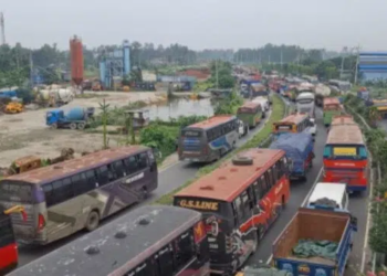 ২৮ ঘণ্টার ভোগান্তির পর স্বাভাবিক ঢাকা-সিরাজগঞ্জ মহাসড়ক 2 c781ef2c0d4458e2be78190e632e93e6 69c788055d2d2