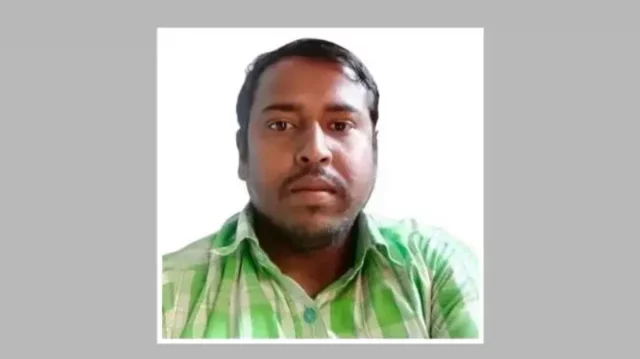 মোটরসাইকেল কিনে না দেওয়ায় বাবাকে কুপিয়ে হত্যা, গ্রেপ্তার ছেলে 1 eb12a75aeec2037754c0cba64d3f8ef2 69b6c030a7f82