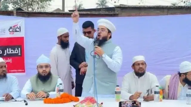 আরে আমি হানজালা বিএনপিকে খোঁচাখুঁচি করলে এ দেশে থাকতে পারবে না’ 1 ec6409b50c23aa12f065660f1b69a7d4 69b51ae14b919