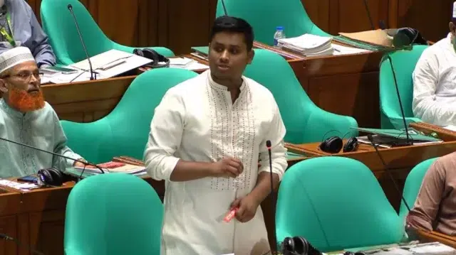 আমি এলাকায় মুখ দেখাতে পারি না, এলাকার মানুষ আমাকে এখন বেঁধে রাখবে’ 1 e2a9d00ff61f7a44feeb0c2ef62ec160 69dfac0517dcc