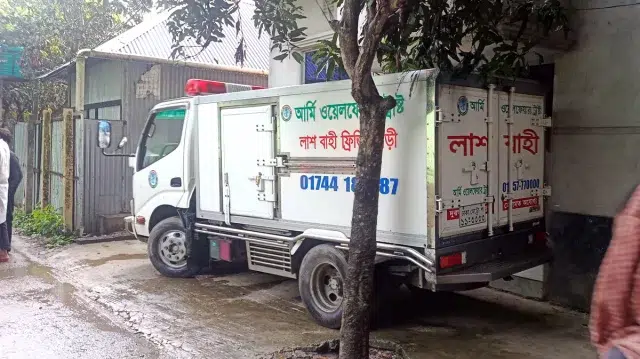 মুন্সিগঞ্জে চিরনিদ্রায় শায়িত হলেন কনটেন্ট ক্রিয়েটর কারিনা কায়সার 1 02633f1e3be893098a4e7178dc41b99d 6a0a97221d86b
