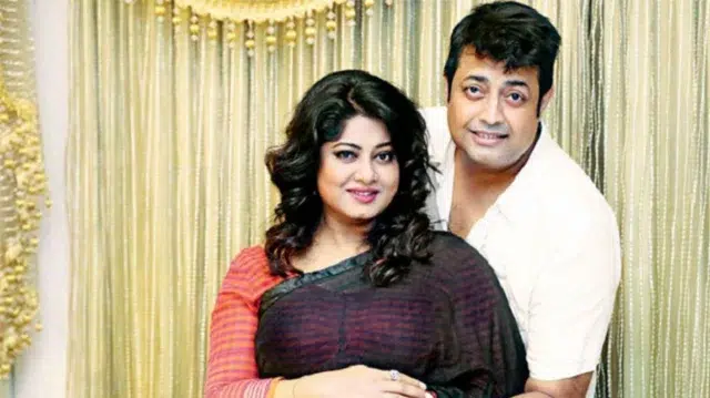 কন্ট্রাক্ট ম্যারেজ’ নিয়ে মুখ খুললেন মৌসুমী, ক্ষোভ ওমর সানীর 1 1aa87ca924f201210155acc3f3cd221b 69f7692565383