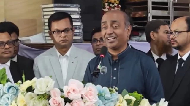 আমরা জুলাই সনদের প্রতিটি দাঁড়ি কমা মেনে চলতে অঙ্গীকারবদ্ধ: আইনমন্ত্রী 1 348d87a2179d315e885c11a31e680faf 69fdbfa5f08ad