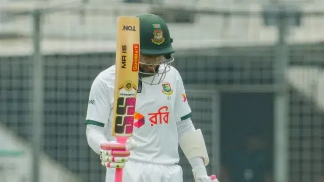 জন্মদিনে মাঠে নেমেই নিজেকে উপহার দিলেন মুশফিক 1 c598cd0276cf7491d72879125f5e41e1 69fec72e6b922