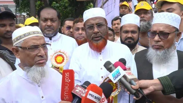 একাত্তরের জামায়াত আর বর্তমান জামায়াত এক নয়: জামায়াতের সেক্রেটারি 1 d2e5ed184b3be9aad0e33a723d73de08 69f46c24580d0.jpg
