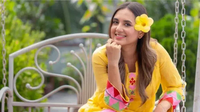 মৃত্যুর গুজব উড়িয়ে দিয়ে তানিয়া বৃষ্টি নিজেই বললেন ‘ভালো আছি’ 1 1466967d5d85081381539937cb7c4a4f 6a27f341f3ac0