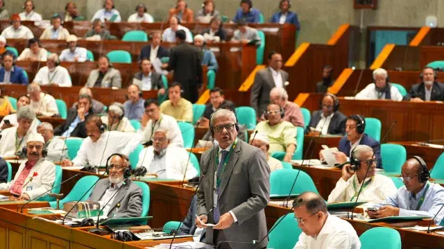 সরকারি দলের ঠিকাদাররা কাজ পাচ্ছেন না, সংসদে উদ্বেগ 1 df0f96625ba230965f81a4b2291ae161 6a26e49043ac4