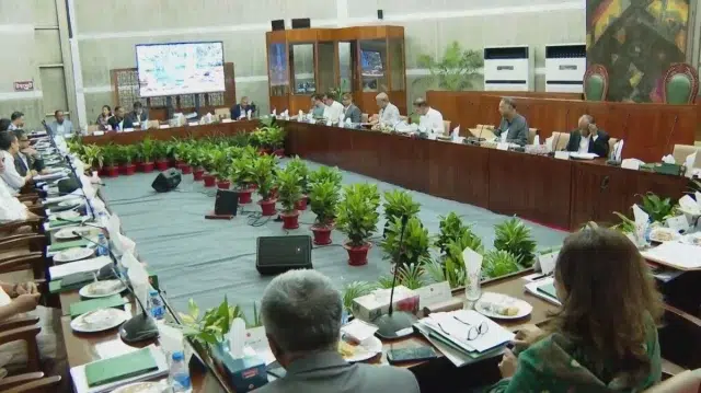 মন্ত্রিসভায় ‘ইনভেস্ট বাংলাদেশ আইন’ ও নতুন আমদানি নীতি অনুমোদন 1 d0da8b98da05712441b474e946304fdb 6a4fe07fec58e