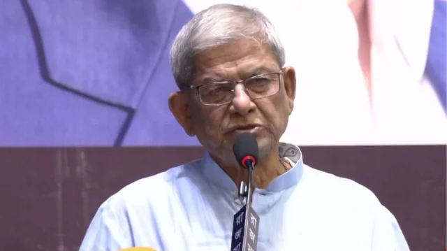ভঙ্গুর অর্থনীতিতে দাঁড়িয়েও শুরুটা ভালো করেছে সরকার: ফখরুল 1 d6125f63d419c5b00b650ac6520aa940 6a5bd90b999ea