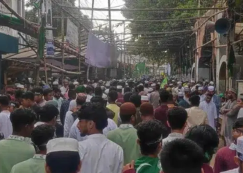 জশনে জুলুসে চট্টগ্রামে মানুষের ঢল, উৎসবমুখর নগরী 6 09a8434d5ec734711c6ada138d098f70 6a8e65d6cc642