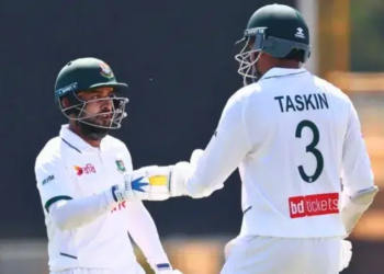 অস্ট্রেলিয়ায় বাংলাদেশের দাপট: ২১৯ রানের লিড নিয়ে মধ্যাহ্নভোজে মিরাজরা 2 1213e6d1498fc8b96cfd5f909690c449 6a7fd8e250b4f
