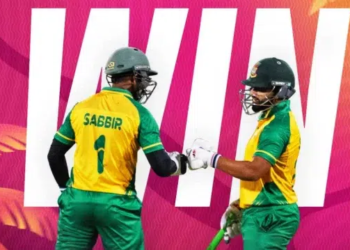 রোববার (২৩ আগস্ট) ডারউইনে টস জিতে প্রথমে ফিল্ডিংয়ের সিদ্ধান্ত নেয় বাংলাদেশ এইচপি। আগে ব্যাট করতে নেমে নির্ধারিত ২০ ওভারে ৭ উইকেট হারিয়ে ১৫৩ রান সংগ্রহ করে হোবার্ট হারিকেন্স একাডেমি। দলের পক্ষে টিগুই ওয়াইলি করেন সর্বোচ্চ ৫৩ বলে ৭৮ রান। ৪টি চারের সঙ্গে ৩টি ছক্কা হাঁকান তিনি। এছাড়া ১৭ বলে ২২ রান করেন ব্র্যাডলি হোপ। বাংলাদেশ এইচপির পক্ষে রুবেল ৩টি ও রিপন মণ্ডল নেন ২টি উইকেট। ১৫৪ রানের টার্গেটে ব্যাট করতে নেমে শুরুটা ভালো হয়নি বাংলাদেশ এইচপির। দলীয় ৬০ রানের মধ্যে ৪ উইকেট হারায় তারা। তবে একপ্রান্ত আগলে রেখে রানের চাকা সচল রাখেন সাব্বির রহমান। ৩৬ বলে ফিফটি পূরণ করেন তিনি।সাব্বিরের আগ্রাসী ফিফটিতে টানা দ্বিতীয় জয় বাংলাদেশ এইচপির 4 15c74f841e08fd8efdc1c7d9a9e7b3e2 6a8ae2320830d