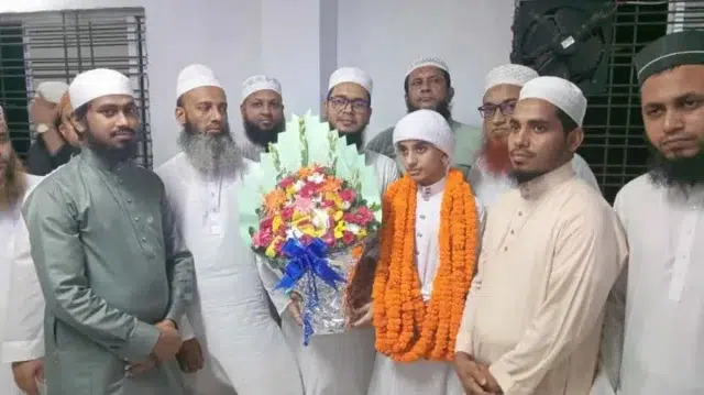 মাত্র ৭৩ দিনে কোরআনের হাফেজ ১৩ বছরের মুসাইব 1 1c90a9e09d52fc9bbaefd9b62e794bf0 6a7cd71ecf188