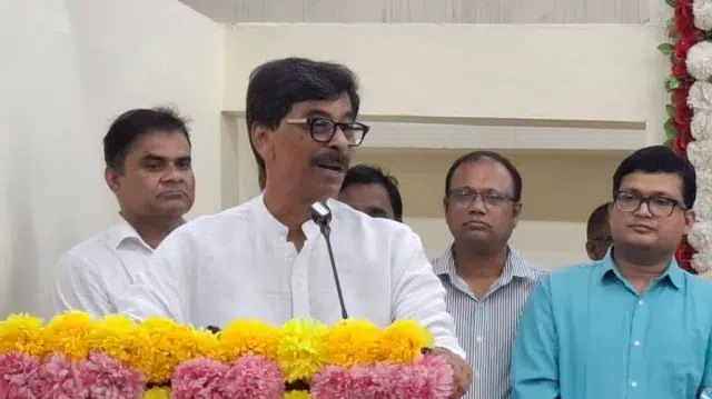 কেউ সারের কৃত্রিম সংকট তৈরি পারবে না: কৃষিমন্ত্রী 1 7fb27564a5c791636759db0eb9477f93 6a8ef8290cec0