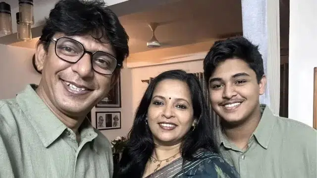 ফোনে চঞ্চলকে প্রস্তাব দিয়েছিলেন স্ত্রী, দেখা না করেই নিয়েছিলেন বিয়ের সিদ্ধান্ত 1 e3d5f2f082f0fd3bb52508b7c81b271e 6a9195ca7bf6f