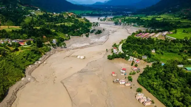 নেপাল-তিব্বত সীমান্তে ভয়াবহ বন্যার নেপথ্যে ভূমিকম্প ও হিমবাহ ধস 1 e69a4caf5204d8453508a3416cb4848f 6a8faab03a069