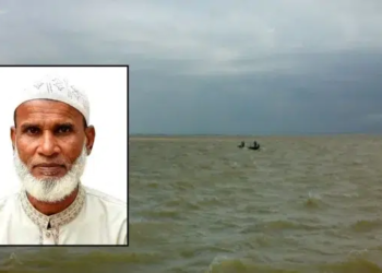 উত্তাল পদ্মায় নৌকা থেকে ছিটকে মুহূর্তেই ভেসে গেলেন কৃষক 3 248cd698cf0dd3553700d77eae3b8be1 6ab698f97026d