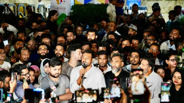 ৩ দাবি মানলে ঢাকা শহরে আর ককটেল ফুটবে না: পাটওয়ারী 1 3f8680e7aea612d247232607c53cc26b 6ab1e86827abc
