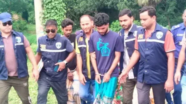 সুটকেসে না ধরায় প্রেমিকার মরদেহ দুই টুকরো করেন প্রেমিক 1 e4fafc2d42324639234627e35544bcc6 6aa7f85d3c946