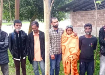 পঞ্চগড় সীমান্তে ৭ জনকে পুশইনের চেষ্টা, বিজিবির বাধায় ভারতে ফেরত 2 7e692464eccd4ef96f2dfaf9ff11effc 6ac5d387d2cc3