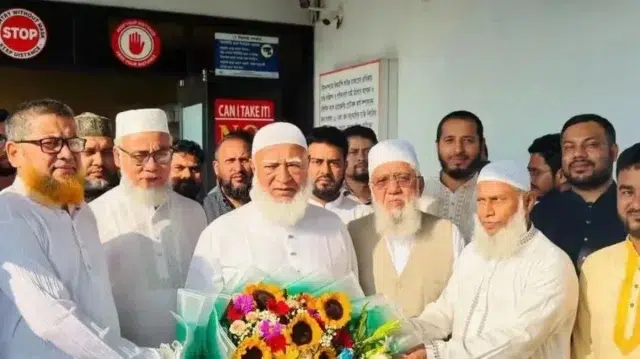 চট্টগ্রামে পৌঁছেছেন বিরোধীদলীয় নেতা ড.শফিকুর রহমান 1 8ebd5e85a8b3718cfb183c494d4c08aa 6ad6f2055d10b
