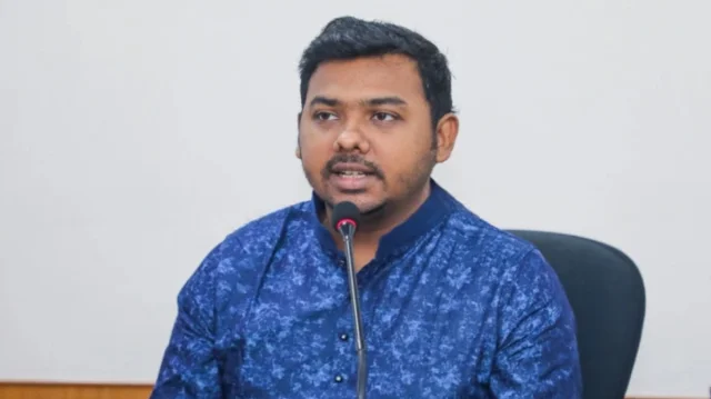 বিএনপি নেতার ছাত্রলীগ করা ছেলেও পেয়েছেন সারের ডিলারশিপ: সারোয়ার তুষার 1 a10edacd0689e22d823072a373b8f507 6accf44064f7d