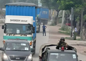 সেনাবাহিনীর কড়া নিরাপত্তায় রূপপুরে যাচ্ছে পারমাণবিক জ্বালানি ইউরেনিয়ামের চালান 4 e0edd6892fe6ddfa82a995d34aca27f7 6ac06b9da4a5b
