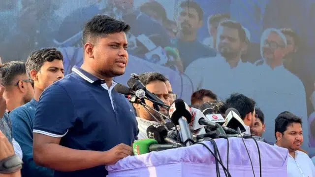 সংখ্যালঘু নির্যাতন ও ধর্মীয় উগ্রবাদ আওয়ামী লীগের রাষ্ট্রীয় মদদে সাজানো ছিল: হাসনাত আব্দুল্লাহ 1 ef37179f4f5eabeca31973c7a71c2fa7 6ad920444cbfc